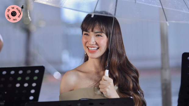 Hòa Minzy khóc nức nở, trời đổ mưa trong tập cuối Xuân Hạ Thu Đông Rồi Lại Xuân - Ảnh 4.
