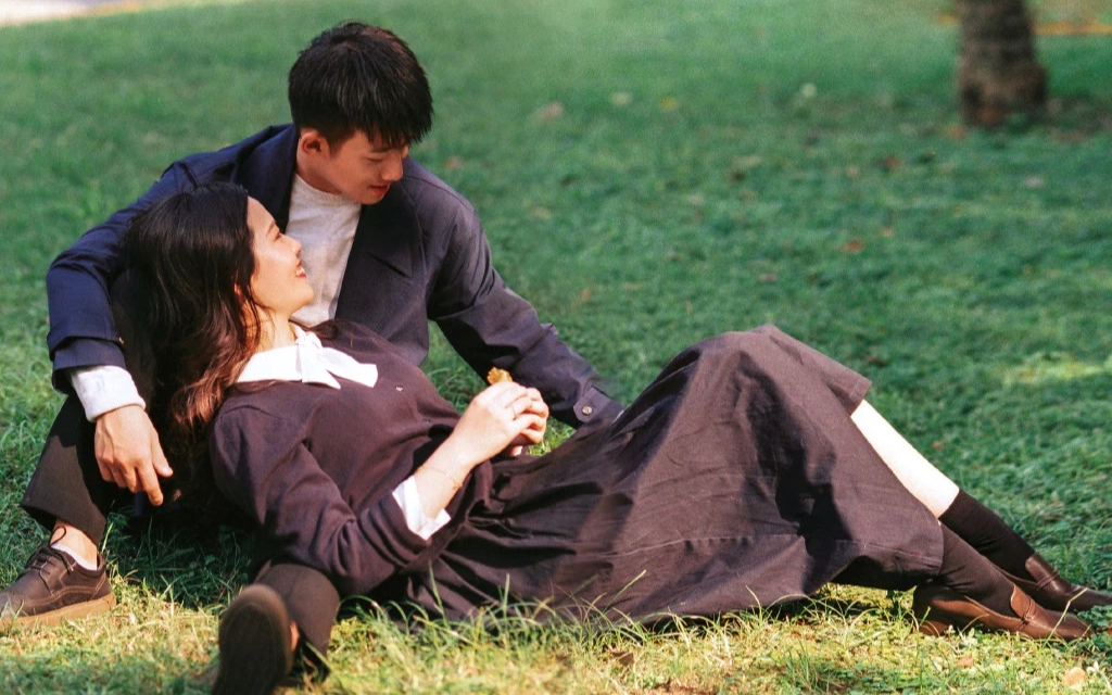 &quot;Không kết hôn&quot; và &quot;lấy nhầm người&quot;, thực tế nào sẽ kinh khủng hơn?