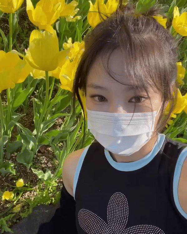 Jennie (BLACKPINK) tóc mới xinh điên đảo, background sến súa cũng được sang chảnh hóa thế này bảo sao được gọi là công chúa YG - Ảnh 5.