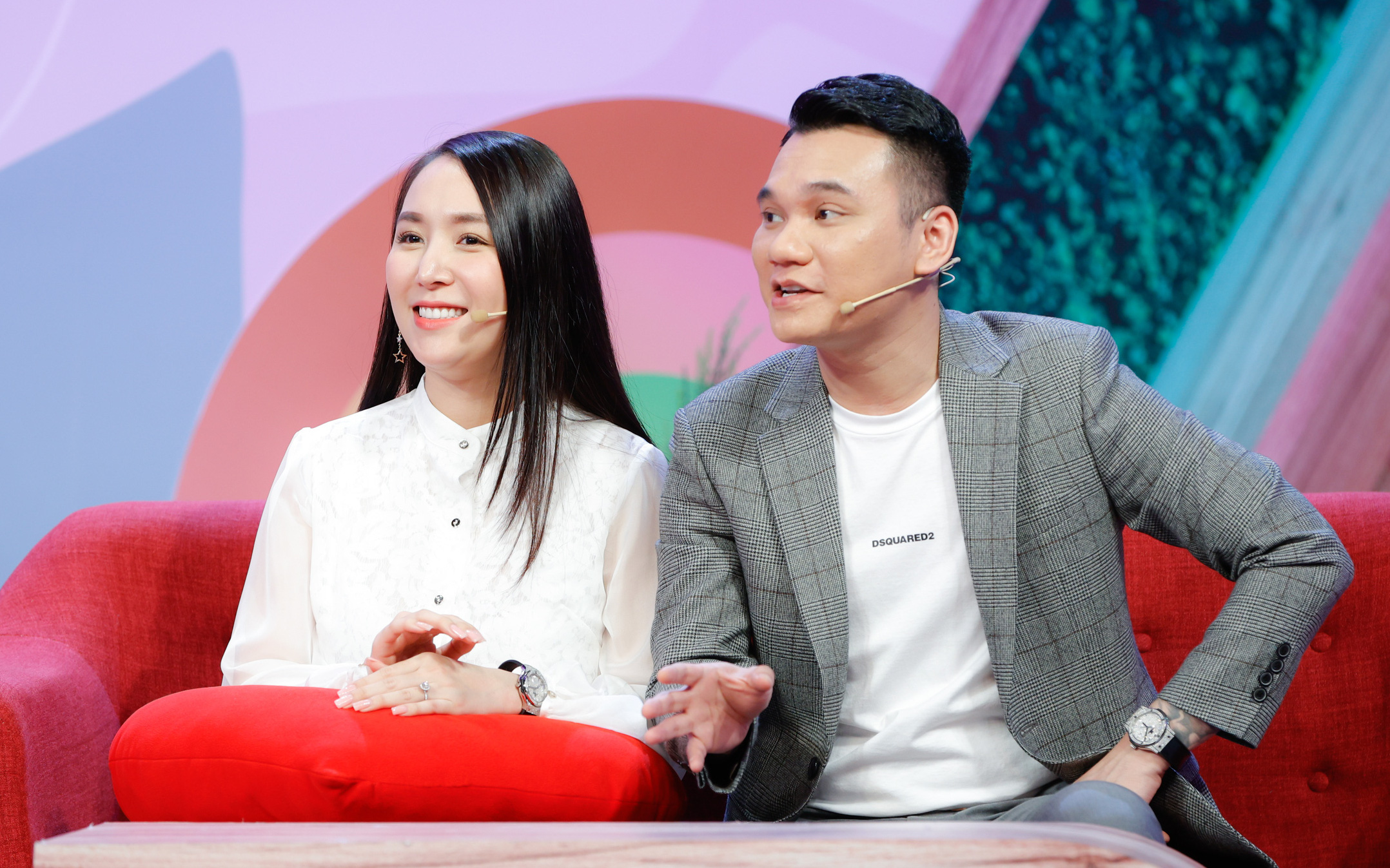 Khắc Việt: &quot;Vợ tôi không mê đồ hiệu mà đam mê kim cương. Món quà đầu tiên tôi tặng là nhẫn kim cương!&quot;
