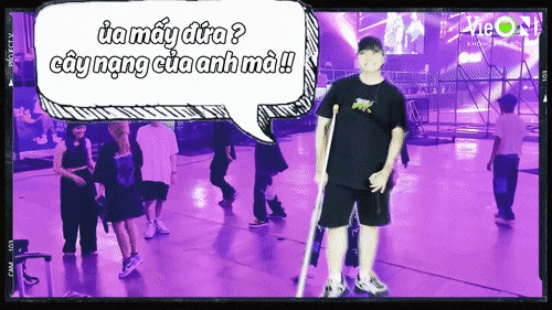 Tlinh cướp nạng Karik, khoe vũ đạo làm hội anh em rapper cũng phải ngã ngửa - Ảnh 4.