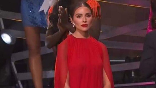 Miss Universe 2012 cuối cùng đã lên tiếng giải thích về biểu cảm khó ở đến mức thành meme khi Miss Mexico giành vương miện - Ảnh 3.