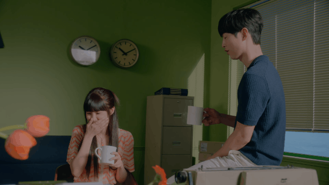 3 phút 50 giây chìm trong visual hạng nhất Song Joong Ki và đi kèm là bài hát sau chia tay nghe qua đã thấy buồn của Heize - Ảnh 3.