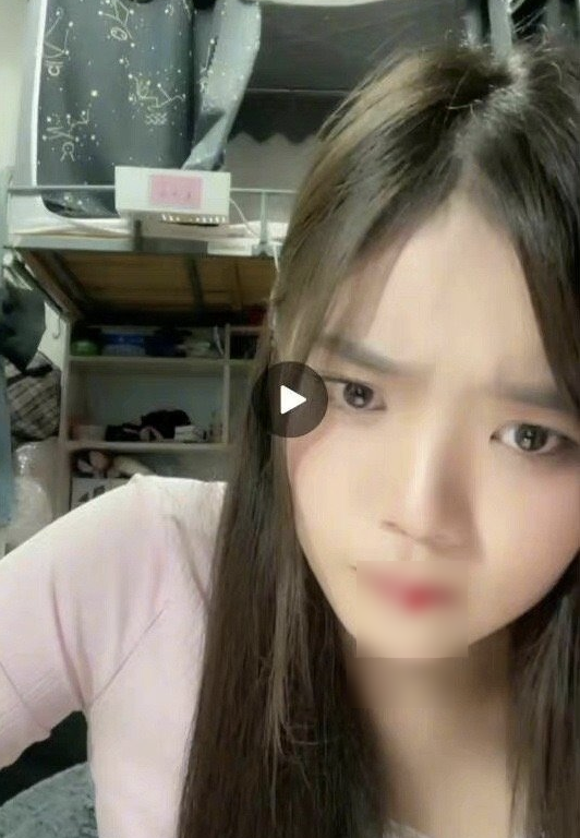 Đang livestream, nữ idol nhăn nhó rồi bất ngờ... hộc máu miệng trước sự bàng hoàng của netizen - Ảnh 3.
