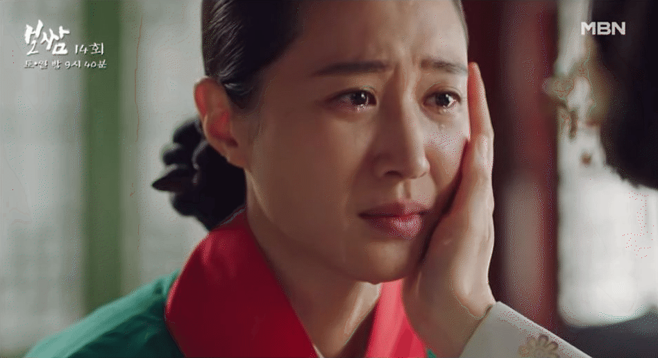 Thấy Yuri (SNSD) khóc ngon ơ ở bom tấn cổ trang mà netizen ngỡ ngàng: Không dám tin đây là idol đá sân đó - Ảnh 3.
