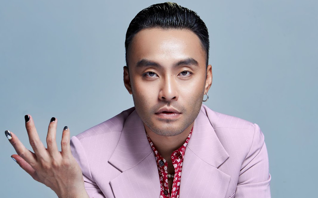 Dustin Phúc Nguyễn được YouTube vinh danh trong top 4 nhà sáng tạo nội dung thuộc cộng đồng LGBTQ+ khu vực Đông Nam Á!