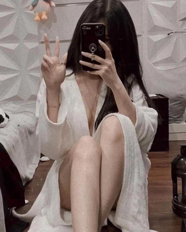 Streamer Thủy Tiên đánh úp fan bằng bức ảnh sexy gây tranh cãi, bán nude hay không? - Ảnh 6.