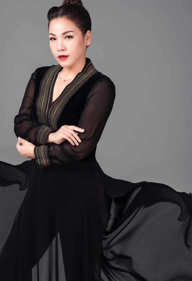 NSND Hồng Vân, Minh Nhí cùng dàn nghệ sĩ há hốc vì giọng hát của em gái ruột Diva Mỹ Linh - Ảnh 8.