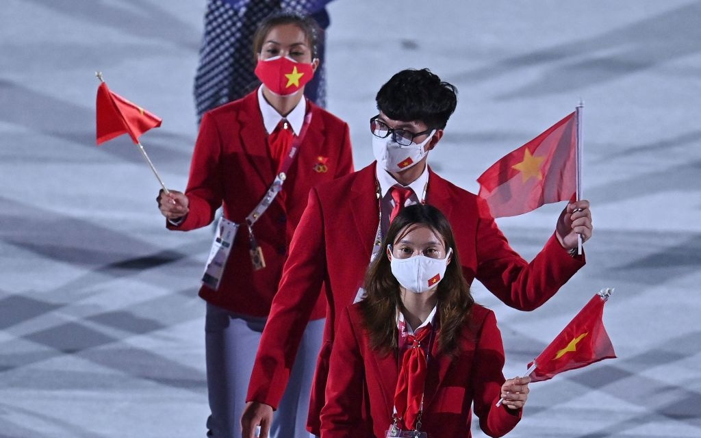 Đài lửa Olympic được thắp sáng, ngày hội thể thao lớn nhất thế giới chính thức bắt đầu!!!