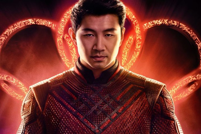 Nam diễn viên đóng vai siêu anh hùng võ thuật Shang-Chi hóa ra cũng là fan cứng của Liên Minh Huyền Thoại - Ảnh 1.