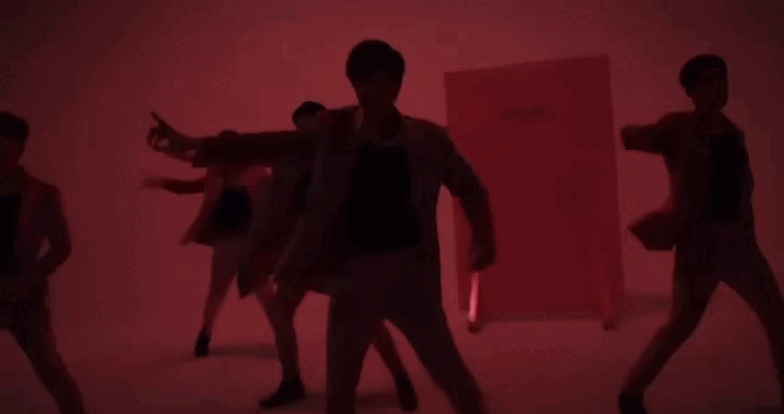 Trailer MV mới của boygroup Việt Nam FOR7 đạo nhái trắng trợn từ GOT7 - Ảnh 4.