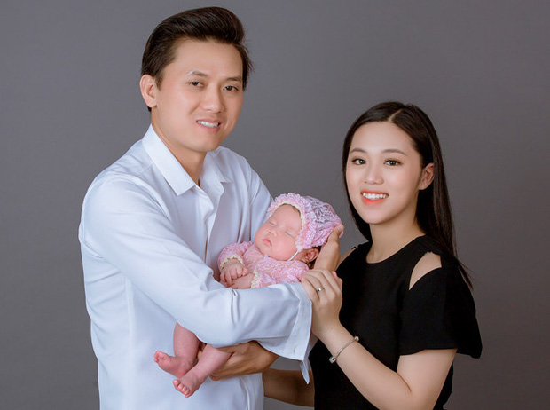 Vợ trẻ Quách Ngọc Tuyên hé lộ kết quả thi tốt nghiệp THPT, con gái bị mẹ doạ vì đoán sai đề - Ảnh 4.