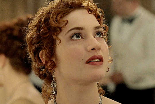10 bộ phim khiến diễn viên chính nhục nhã, xấu hổ cả đời: Kate Winslet muốn nôn mửa vì Titanic, ngôi sao khác còn khóc suốt 1 tiếng vì bị ép đóng! - Ảnh 13.