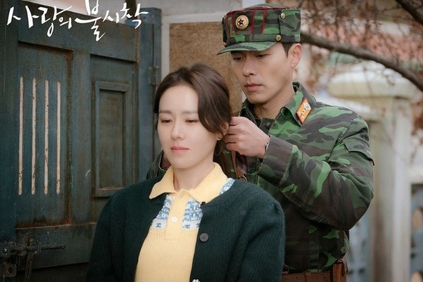 5 phim Hàn có phản ứng hóa học bùng nổ: Son Ye Jin - Hyun Bin sến chảy tim, Park Seo Joon hôn muốn cháy màn hình - Ảnh 1.