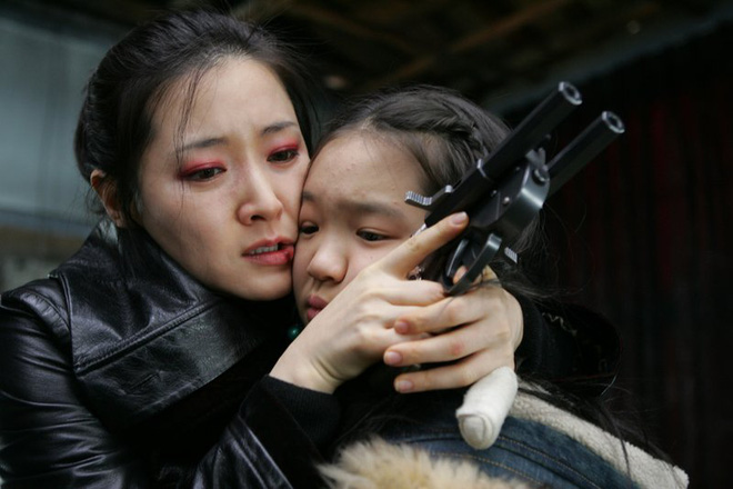 10 mỹ nhân thống trị phim Hàn thập niên 2000: Song Hye Kyo gây bão toàn Châu Á, Lee Young Ae cân đủ loại vai - Ảnh 3.