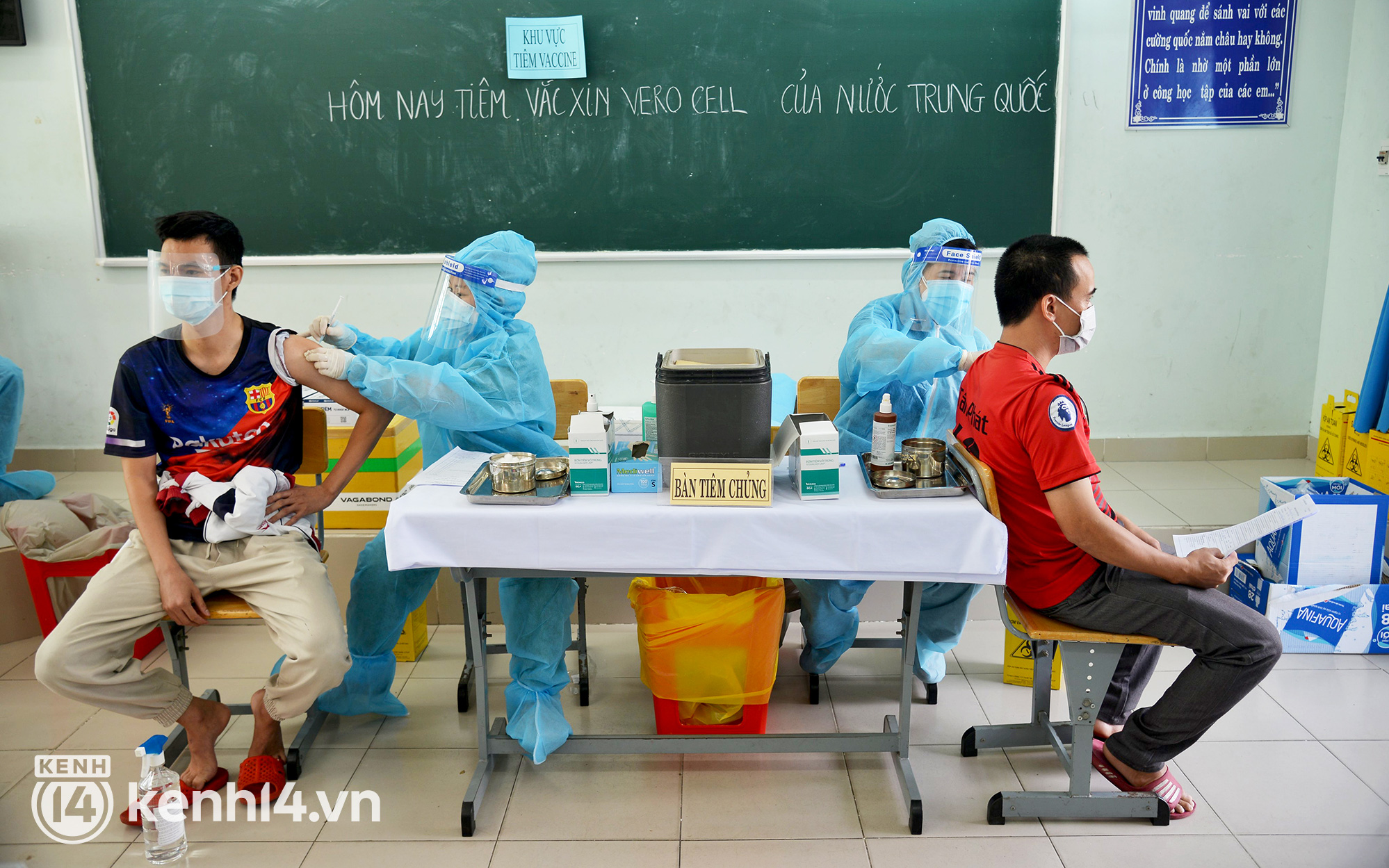 TP.HCM: Hơn 2.000 bệnh nhân COVID-19 xuất viện trong ngày, tiêm được hơn 5,5 triệu mũi vaccine