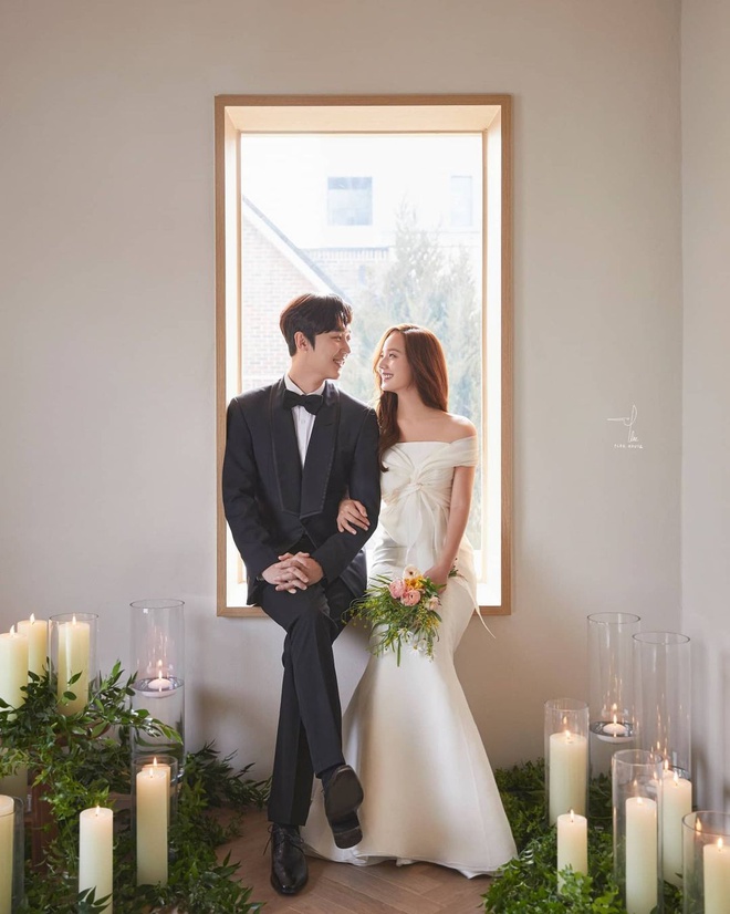 Dàn sao chụp ảnh cưới Penthouse 3 mùa cũng gây bão: Lee Ji Ah - Logan và cặp của Eugene đẹp xỉu, đỉnh nhất body Kim So Yeon - Ảnh 19.