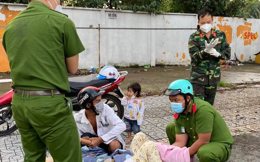 TP.HCM: Cảnh sát trẻ đỡ đẻ cho sản phụ trên đường, đứa bé được đặt theo tên của ân nhân