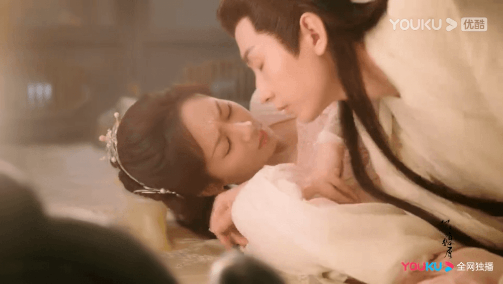 Dương Tử hôn sâu Thành Nghị trên phim trường Trầm Vụn Hương Phai, ngọt muốn xỉu nhưng netizen vẫn sợ bị lừa tình - Ảnh 3.