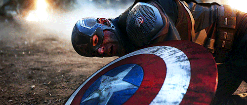 Avengers: Endgame từng có 1 đoạn rất ghê rợn và tàn nhẫn về Đội trưởng Mỹ, đạo diễn hé lộ lý do bắt buộc phải cắt bỏ - Ảnh 5.