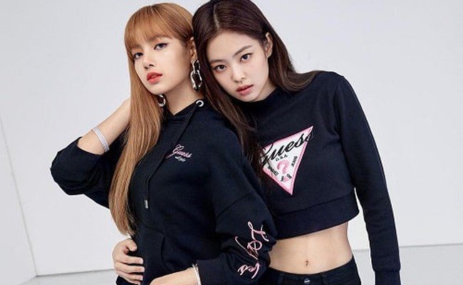 Đăng ảnh sexy khoe body căng đét, Jennie (BLACKPINK) phá vỡ liên tiếp 3 kỷ lục trên Instagram của chính Lisa - Ảnh 1.