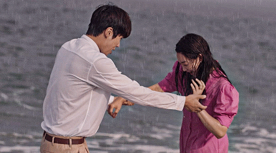 Shin Min Ah vừa chạm môi Kim Seon Ho, Hometown Cha-Cha-Cha đã lập kỷ lục rating - Ảnh 2.