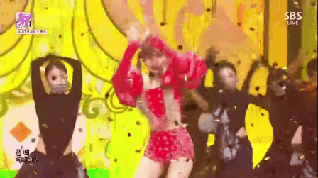 Sân khấu debut bùng nổ của Lisa tại Hàn: Diện outfit gây bão 1 thời, trình diễn tự tin còn có nụ cười ending gây thương nhớ! - Ảnh 6.