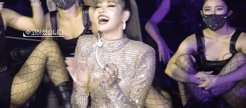Soi hậu trường quay MONEY: Lisa “đùa với lửa” chứng minh YG nói không với kỹ xảo, bồi hồi nhớ lại địa điểm từng quay MV debut cực hot - Ảnh 6.