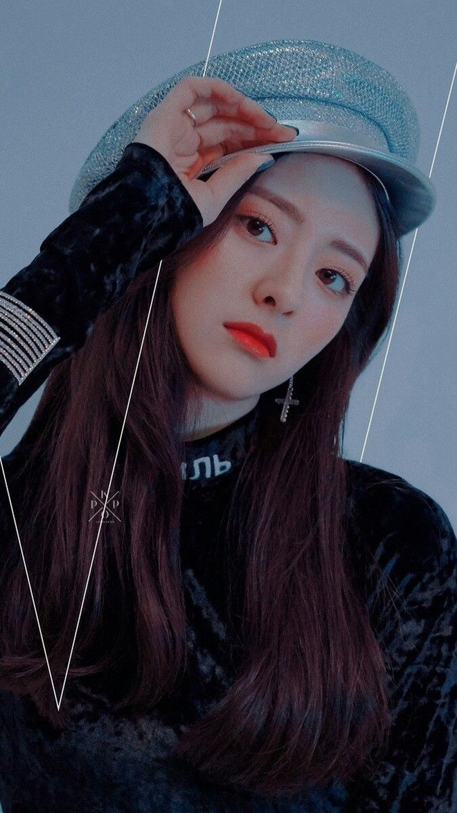 Yuna (ITZY): Nữ thần Gen Z sở hữu body cuốn hút ngang ngửa Lisa, tài năng có thừa nhưng vẫn bị JYP ngó lơ - Ảnh 3.