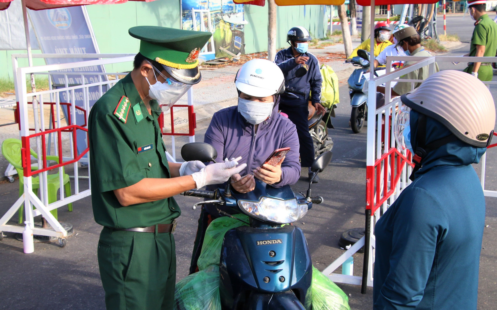 Đà Nẵng sắp chuyển trạng thái thích ứng an toàn với dịch Covid-19, người dân sẽ có 1 mã QR để đến nơi đông người