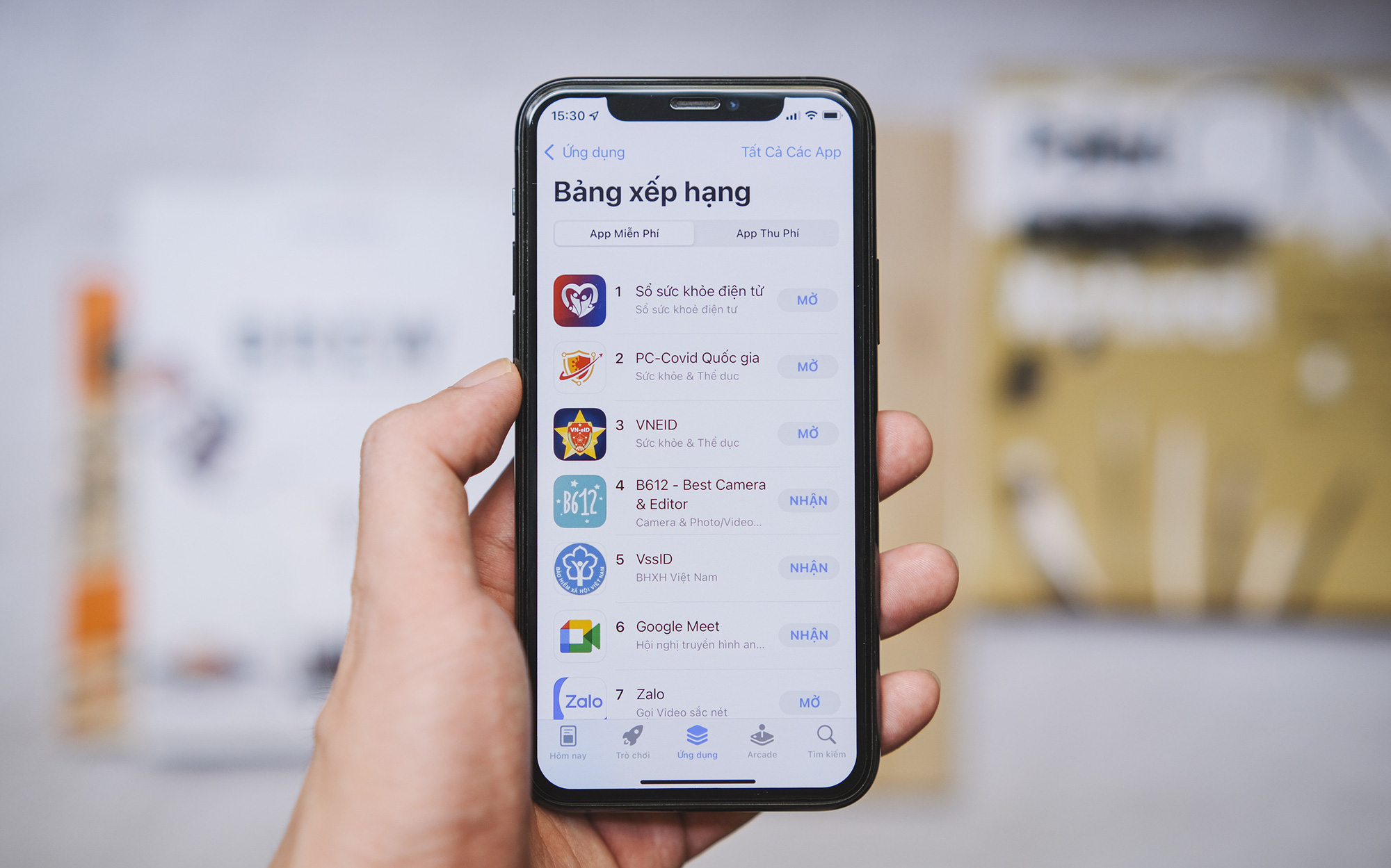 Vừa ra mắt, ứng dụng phòng chống dịch PC-Covid đã đứng top App Store và Google Play Store tại Việt Nam