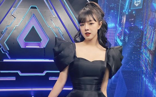 MC Thảo Trang khiến fan ngỡ ngàng khi xuất hiện với trang phục cực lộng lẫy, trớ trêu thay vòng một khủng mới là tâm điểm chú ý!