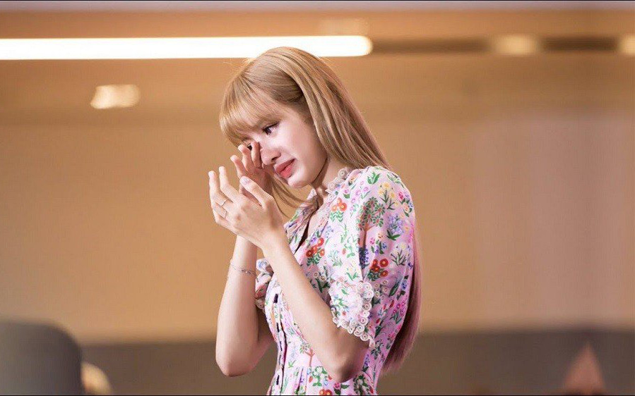 21 tài khoản fanclub sao Hàn tại Trung bị khoá, tội nhất là Lisa (BLACKPINK) đến sát ngày debut solo còn gặp họa