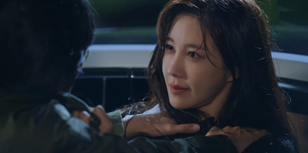 6 bí ẩn to đùng cần lời giải ở tập cuối Penthouse 3: Yoon Hee có toàn mạng, Su Ryeon được bình yên chưa? - Ảnh 7.