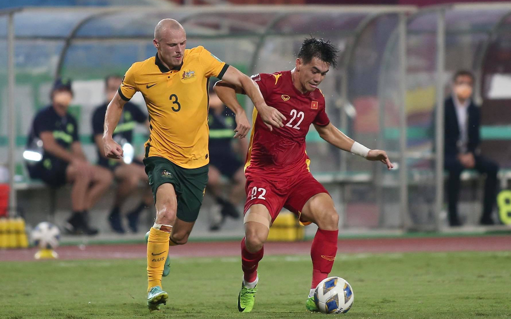 Đội tuyển Việt Nam để thua tối thiểu trước Australia trong một ngày thi đấu vô cùng quả cảm