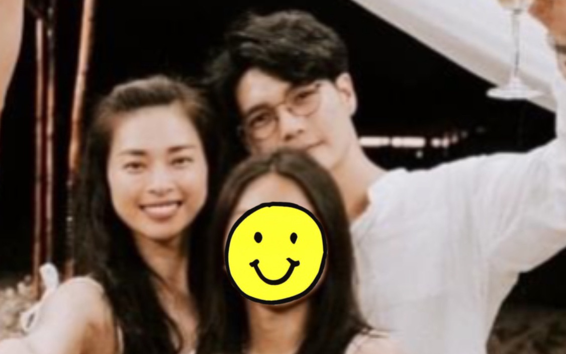 Ngô Thanh Vân e ấp bên Huy Trần trong bức ảnh gia đình, netizen rần rần: Cưới đi thôi!