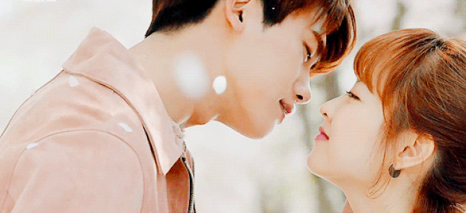 6 thánh chemistry của màn ảnh Hàn Quốc: Lee Jong Suk cưa cả dàn gái xinh, Park Min Young yêu ai cũng ngọt lịm - Ảnh 18.