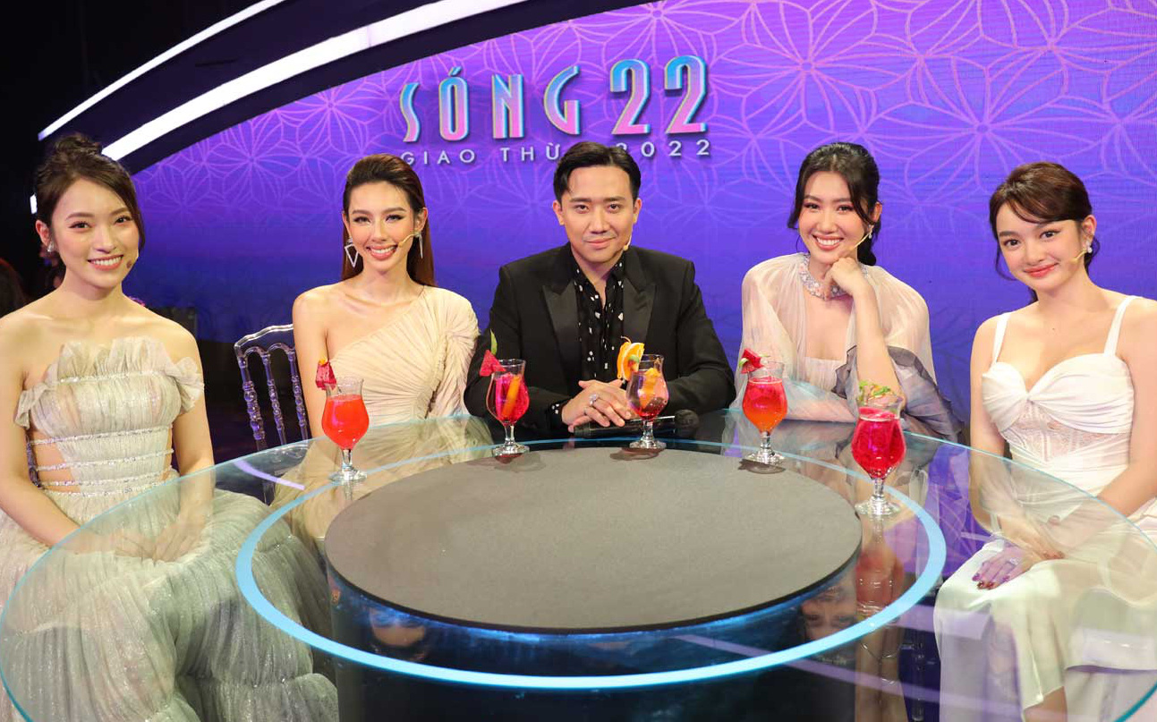 Hoa hậu Thùy Tiên, Thúy Ngân, Kaity Nguyễn, Khánh Vy cùng đọ sắc tại Sóng 22