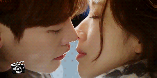 Netizen chọn ra 5 cảnh hôn cảm xúc nhất phim Hàn: Chân thật như thể đang yêu nhau, khán giả xem mà đỏ mặt - Ảnh 4.