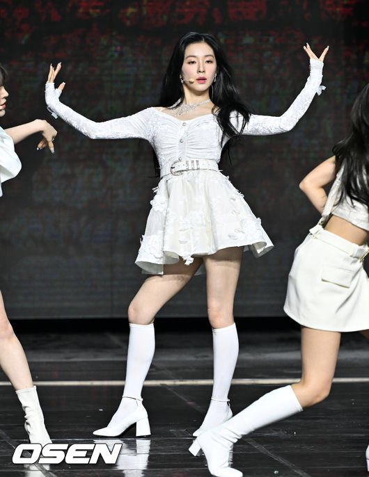 Visual của Irene (Red Velvet) khiến Knet tranh cãi gay gắt: Đẹp như nữ thần hay xuống sắc phong độ? - Ảnh 8.