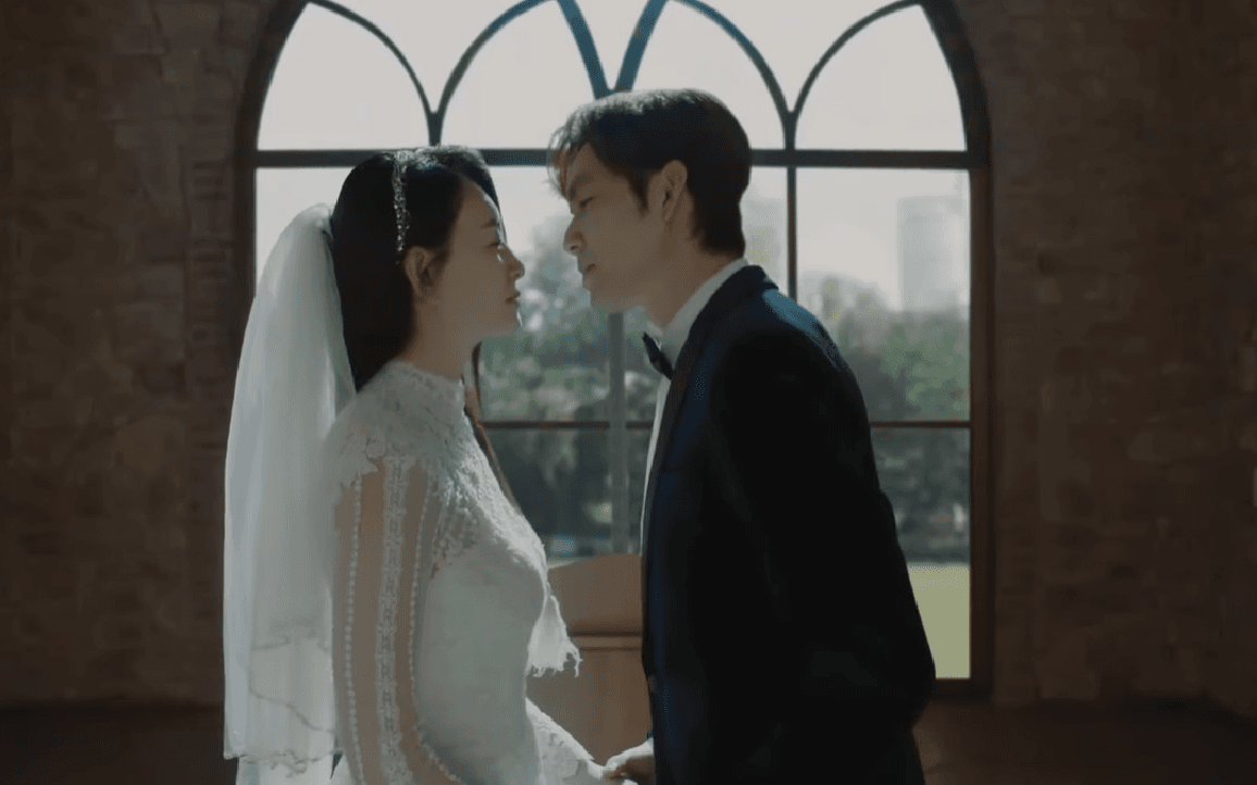 Phát sốt với đám cưới của Chung Hán Lương ở phim mới, hôn nhau ngọt vậy là kết đẹp sau đau thương rồi?
