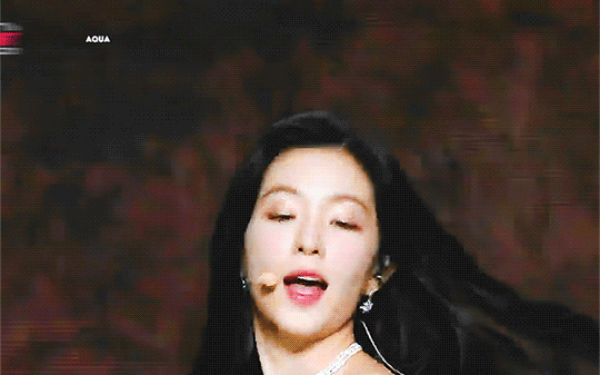 Visual của Irene (Red Velvet) khiến Knet tranh cãi gay gắt: Đẹp như nữ thần hay xuống sắc phong độ?