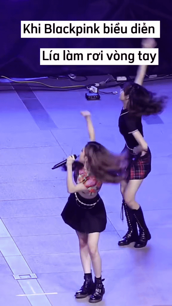 Lisa (BLACKPINK) giận Rosé ra mặt ngay trên sân khấu, lý do là gì mà lại khiến Jennie đứng cười? - Ảnh 3.