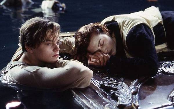 Bị gạ hỏi có yêu anh Jack ngoài đời không, nữ chính Titanic hồi đáp 4 chữ khiến hàng triệu con tim tan vỡ - Ảnh 4.