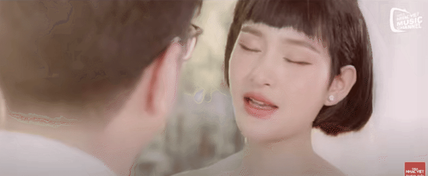 Mới mùng 2 Tết, 1 cặp đôi Vpop vừa chính thức rinh thành tích MV 100 triệu view - Ảnh 4.