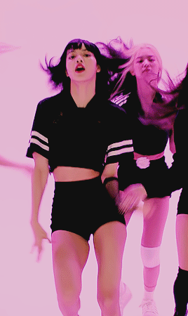 Thành viên IVE là truyền nhân của Lisa (BLACKPINK), Wonyoung có thấy ghen tị khum? - Ảnh 2.