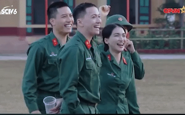 Sao Nhập Ngũ tung clip chưa lên sóng của Hòa Minzy - Anh Tú nhưng biểu cảm phấn khích của Trung đội trưởng mới chiếm spotlight - Ảnh 5.