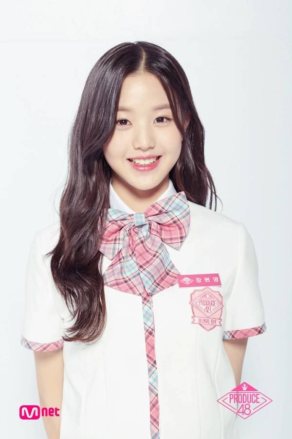 Wonyoung (IVE) trở lại và lợi hại hơn xưa: Cô bé 14 tuổi năm nào nay đã thành nàng tiểu thư cực sang chảnh! - Ảnh 1.