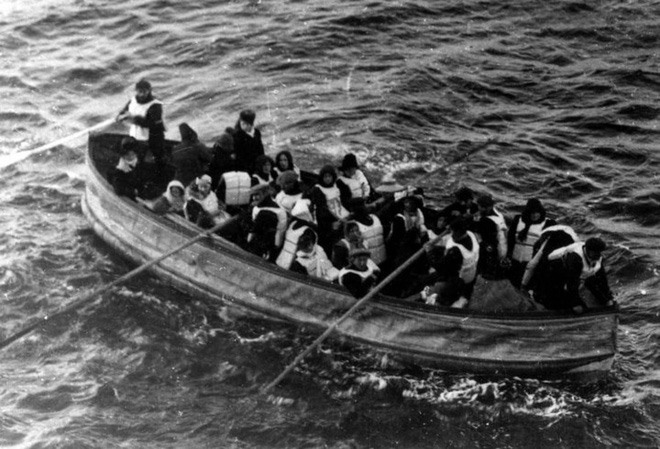 Những bức ảnh hiếm cuối cùng về thảm họa chìm tàu Titanic ám ảnh nhân loại: Sau hơn 100 năm vẫn thấy rõ sự bi thương - Ảnh 8.