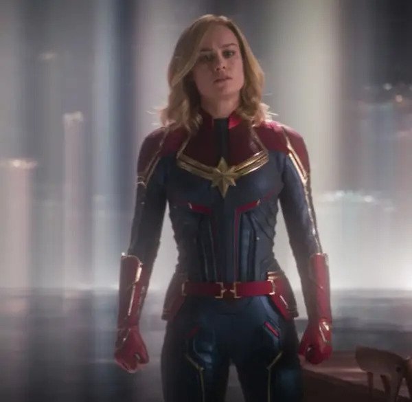 Bí mật thú vị đằng sau phục trang Marvel: WandaVision tung hint qua màu sắc, Iron Man giàu vậy mà mặc đồ secondhand? - Ảnh 6.